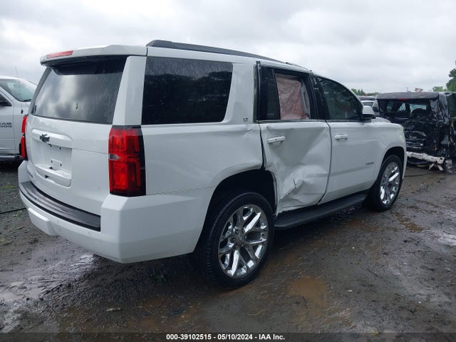 Chevrolet Tahoe Lt 2018 1GNSCBKC8JR173983 Image 4