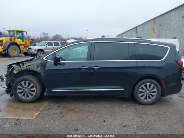 2C4RC1EG2KR733279 Chrysler Pacifica Touring L Plus