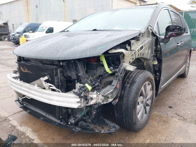 2C4RC1EG2KR733279 Chrysler Pacifica Touring L Plus
