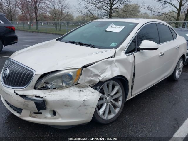 1G4PS5SK9E4142976 Buick Verano Leather Group