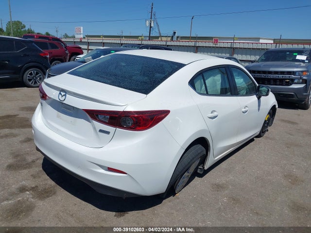 Mazda Mazda3 I Touring 2015 3MZBM1V71FM191715 Image 4