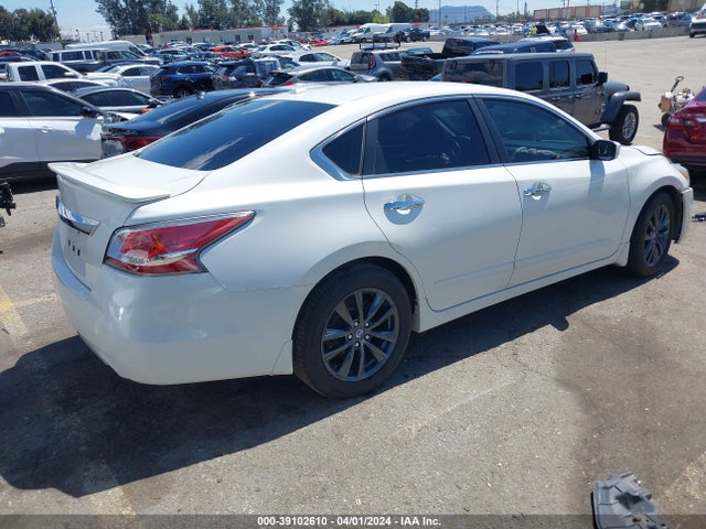 Nissan Altima 2.5 Sv 2015 1N4AL3APXFC571145 Image 4