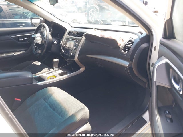 Nissan Altima 2.5 Sv 2015 1N4AL3APXFC571145 Image 5