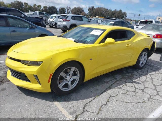 Chevrolet Camaro 1lt 2018 1G1FB1RX7J0122018 Image 2