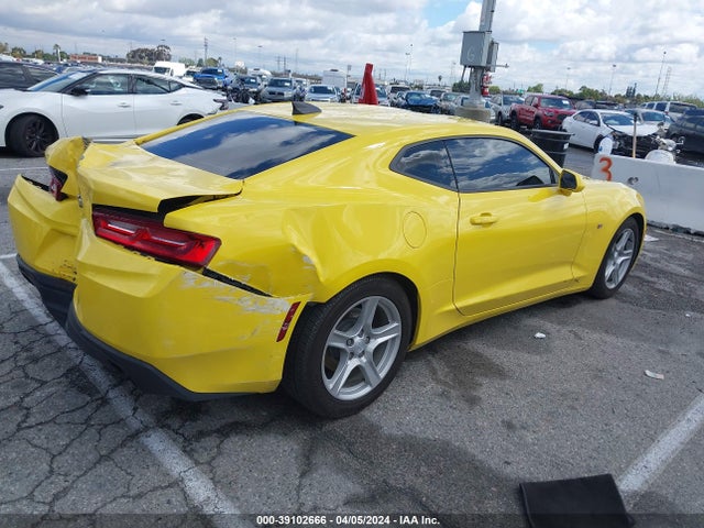 Chevrolet Camaro 1lt 2018 1G1FB1RX7J0122018 Image 4