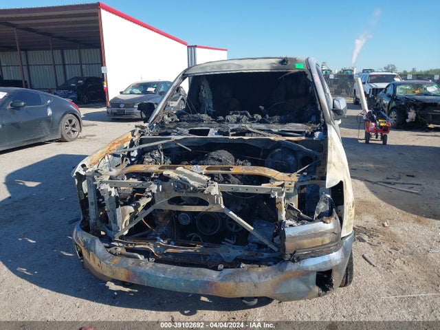 Chevrolet Silverado 1500 1lt 2018 3GCUKREC5JG602182 Image 6