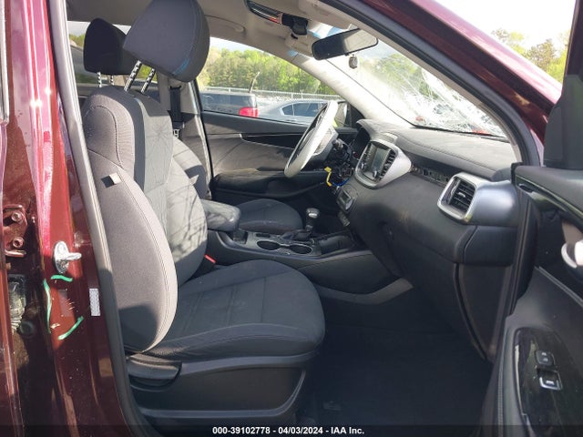 KIA Sorento 3.3l S 2019 5XYPG4A52KG606831 Image 5