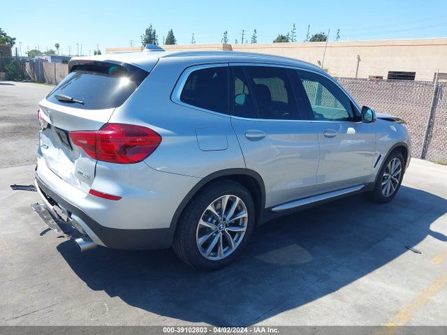 5UXTR7C5XKLR50577 BMW X3 Sdrive30i
