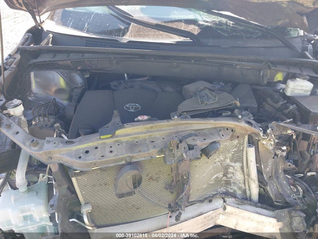 Toyota Highlander Le 2019 5TDZZRFH5KS335530 Image 10