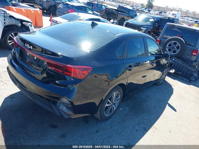 KIA Forte Lxs 2023 3KPF24AD2PE552825 Image 4