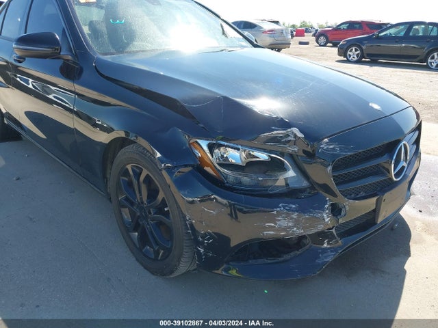 55SWF4JBXGU168075 Mercedes-Benz C 300 Luxury/sport