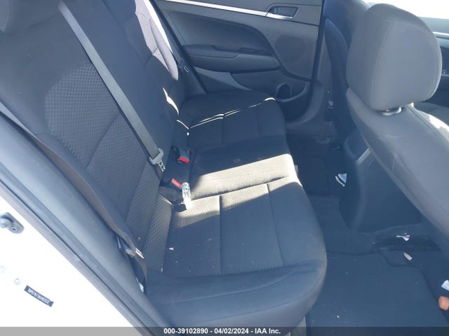 Hyundai ELANTRA SE 2019 5NPD74LF5KH462032 Image 8
