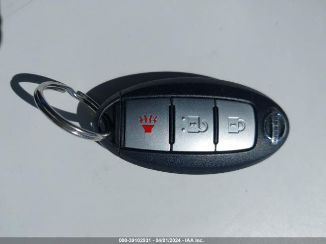 JN1BJ1CP5HW002164 Nissan Rogue Sport Sv