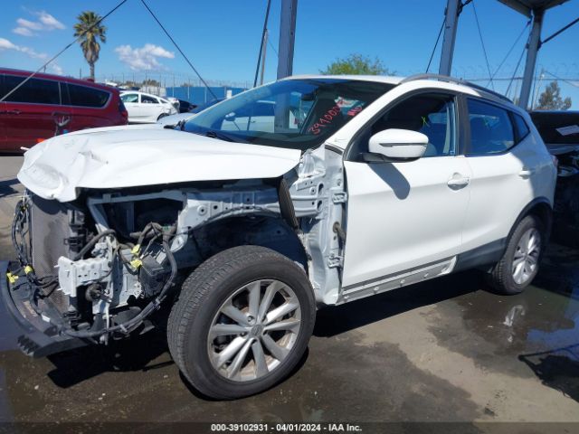 JN1BJ1CP5HW002164 Nissan Rogue Sport Sv