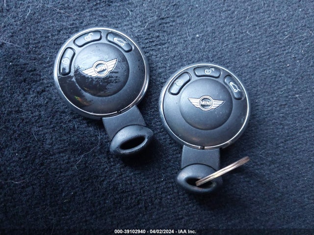 2011 MINI COOPER S WMWSV3C53BTY12233 Photo 10