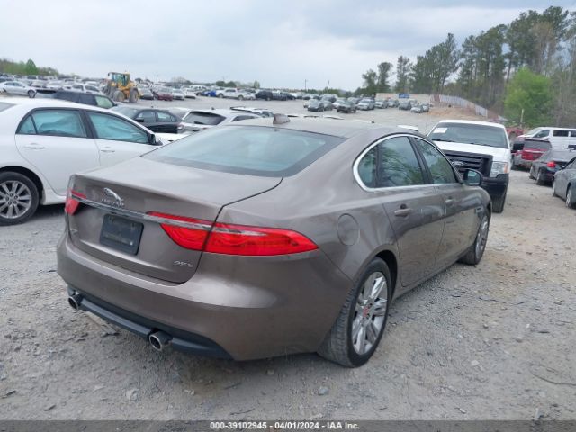 SAJBD4BV4HCY35155 Jaguar Xf 35t Premium