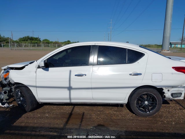 Nissan Versa 1.6 Sv 2017 3N1CN7AP0HL872330 Image 14