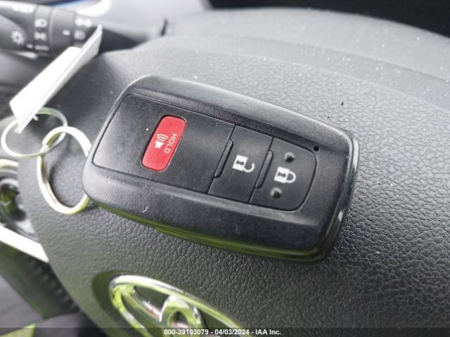 JTDKARFU4G3503009 Toyota Prius Three Touring