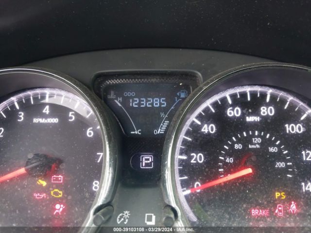 3N1CN7APXFL838442 Nissan Versa 1.6 Sl
