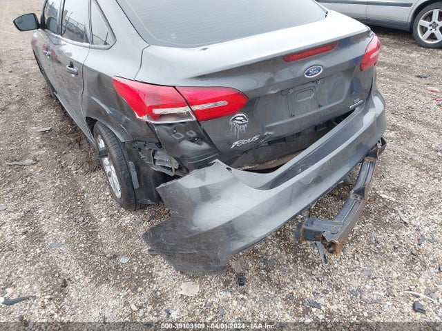 Ford FOCUS SE 2016 1FADP3F21GL378561 Image 6