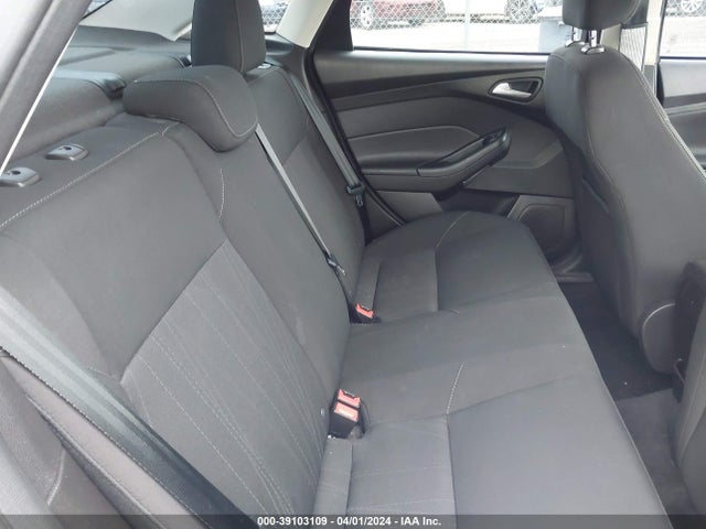 Ford FOCUS SE 2016 1FADP3F21GL378561 Image 8