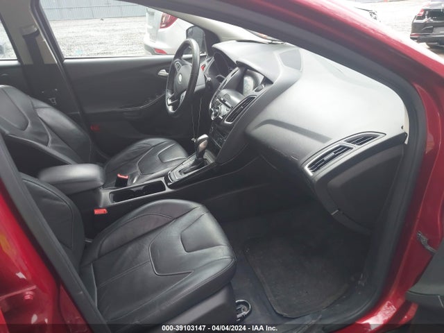 Ford Focus Titanium 2017 1FADP3N2XHL207102 Image 5