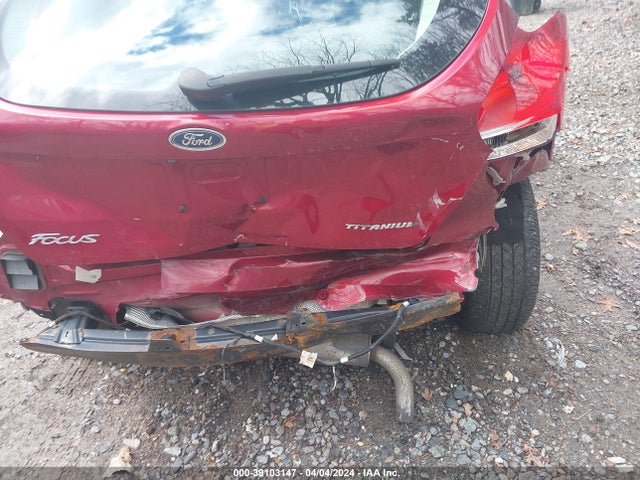 Ford Focus Titanium 2017 1FADP3N2XHL207102 Image 6