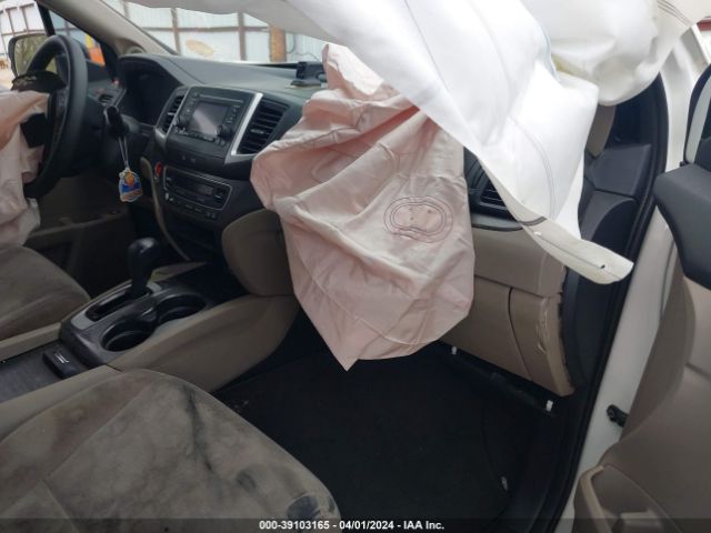 5FNYF5H1XHB027988 Honda PILOT LX