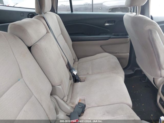 5FNYF5H1XHB027988 Honda PILOT LX