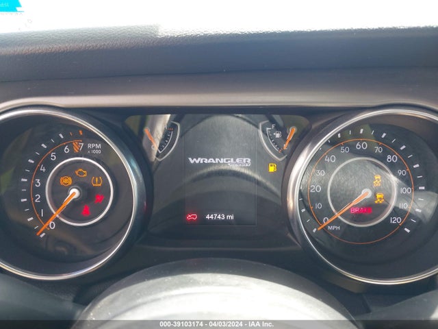 1C4HJXDG5LW185860 Jeep Wrangler Unlimited Sport 4x4