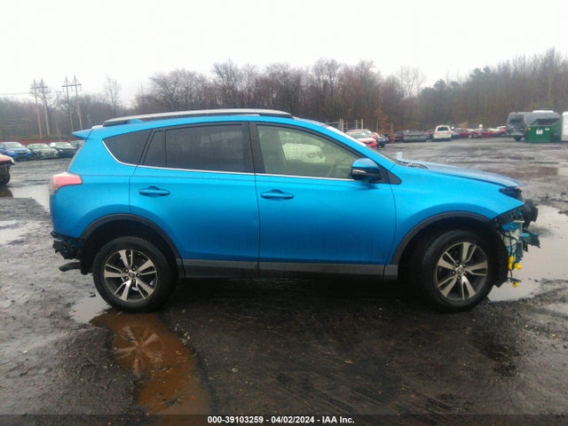 Toyota Rav4 Xle 2018 JTMRFREV3JJ723559 Image 13