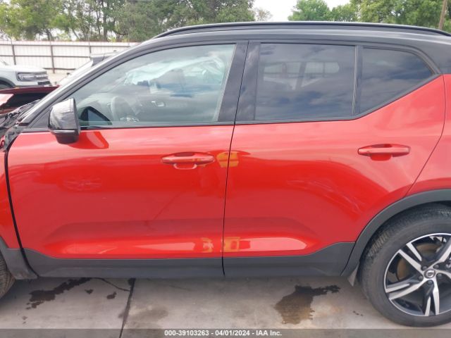 YV4162UM6L2316407 Volvo Xc40 T5 R-design