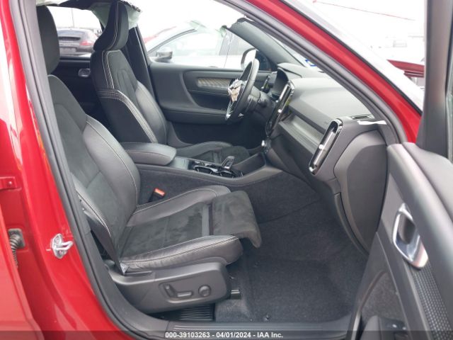 YV4162UM6L2316407 Volvo Xc40 T5 R-design