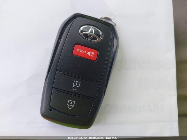 Toyota Corolla Cross Le 2023 7MUCAAAG3PV066874 Image 11