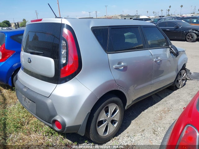 KIA Soul 2015 KNDJN2A28F7765667 Image 4