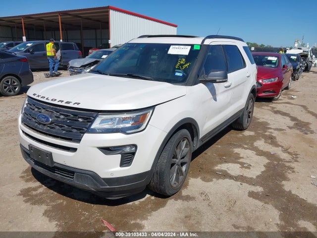 Ford EXPLORER XLT 2018 1FM5K7DH1JGC56967 Image 2