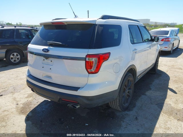 Ford EXPLORER XLT 2018 1FM5K7DH1JGC56967 Image 4