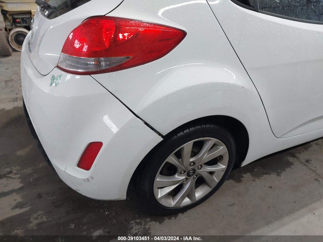 Hyundai Veloster 2017 KMHTC6AD3HU306229 Image 17
