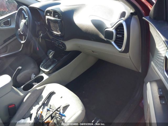 KNDJ23AU8P7187488 KIA SOUL LX