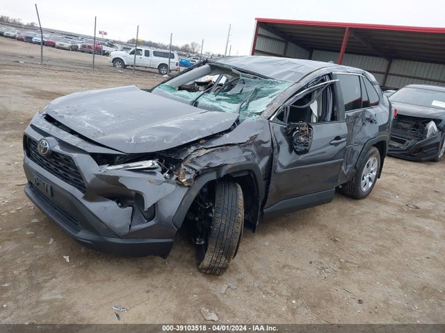 Toyota RAV4 LE 2024 2T3G1RFV2RC401918 Image 2