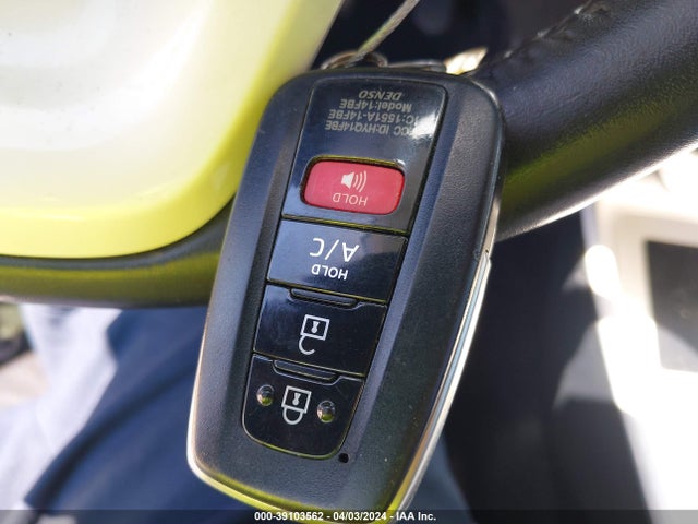 Toyota Prius Prime Premium 2018 JTDKARFP5J3094861 Image 11