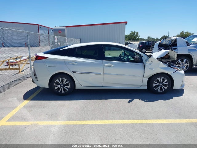 Toyota Prius Prime Premium 2018 JTDKARFP5J3094861 Image 13