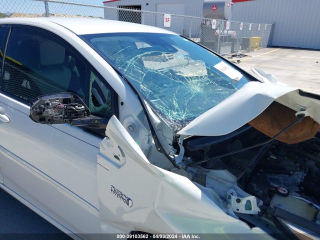 Toyota Prius Prime Premium 2018 JTDKARFP5J3094861 Image 17
