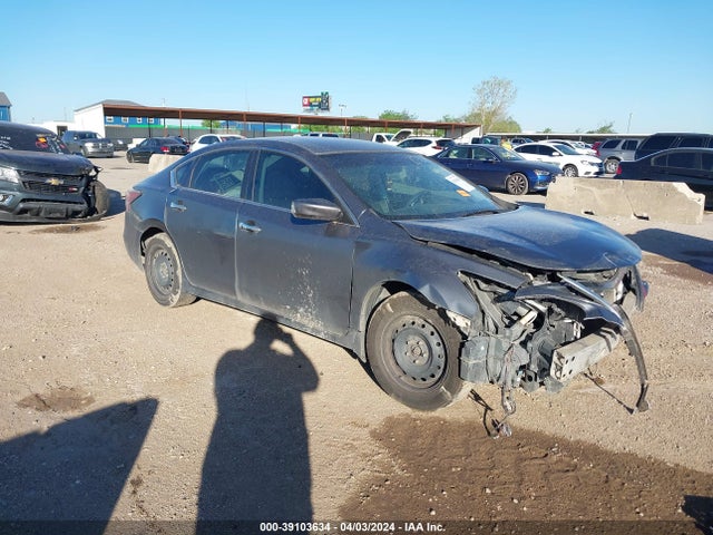 2015 1N4AL3AP5FN884060 main image