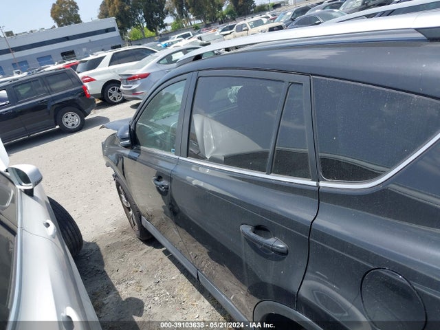 Toyota Rav4 Xle 2018 2T3WFREV3JW429065 Image 15
