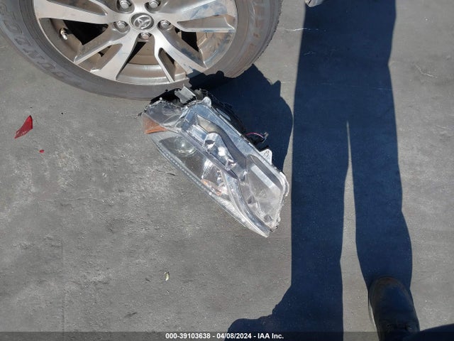 Toyota Rav4 Xle 2018 2T3WFREV3JW429065 Image 18