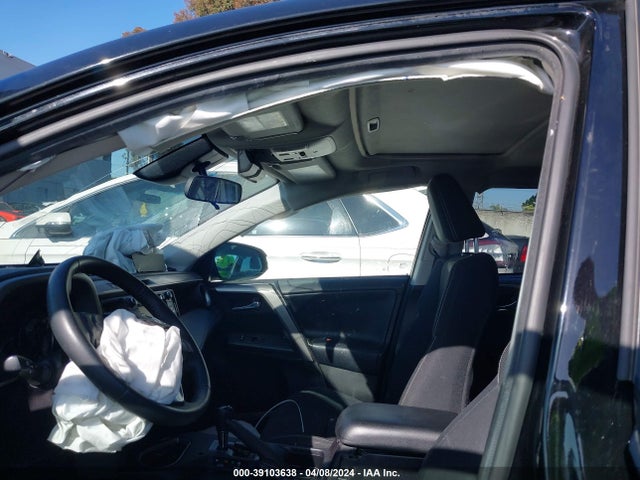 Toyota Rav4 Xle 2018 2T3WFREV3JW429065 Image 20
