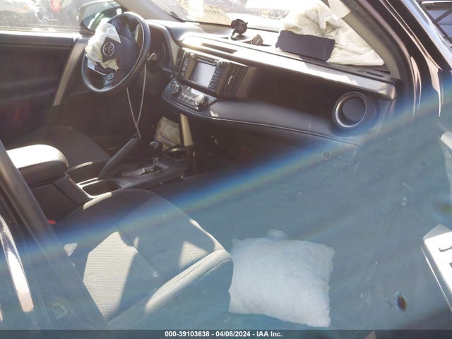 Toyota Rav4 Xle 2018 2T3WFREV3JW429065 Image 5