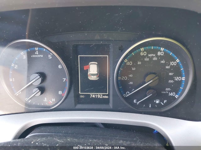 Toyota Rav4 Xle 2018 2T3WFREV3JW429065 Image 7