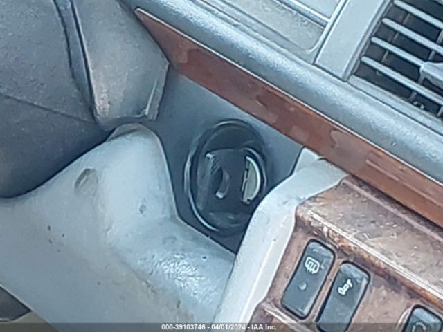 1992 MERCEDES-BENZ 400 WDBEA34E8NB755384 Photo 10